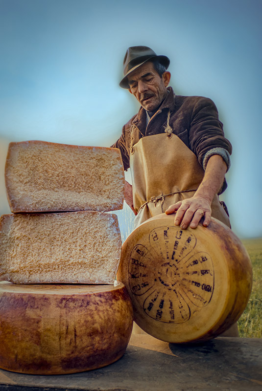FATTORE E FORME DI GRANA PADANO VINTAGE - 6628