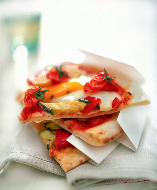 PIZZA POMODORINI ZUCCHINE E PEPERONI - S0203044