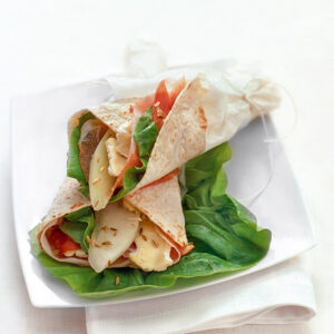 TORTILLAS CON CAMEMBERT PROSCIUTTO CRUDO MELONE E SEMI DI FINOCCHIO - S02050029