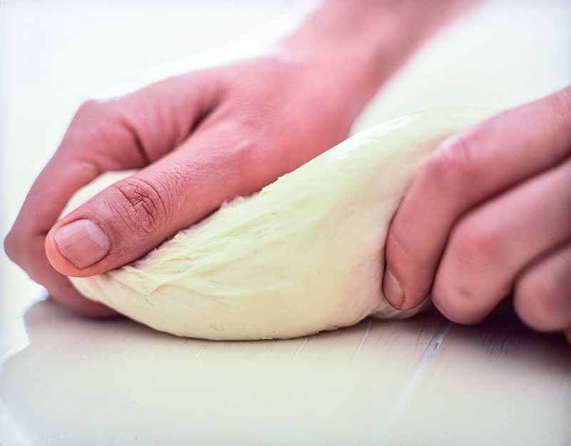 PREPARAZIONE IMPASTO PIZZA - S0203105 - immagine 1