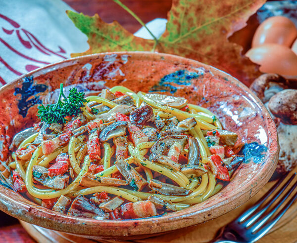 BUCATINI ALLA CARBONARA SPECIALE - S65970