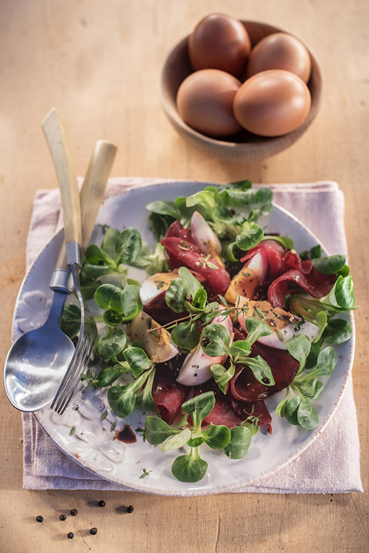 BRESAOLA CON SONGINO E UOVA SALMISTRATE ALL'ACETO - 9214