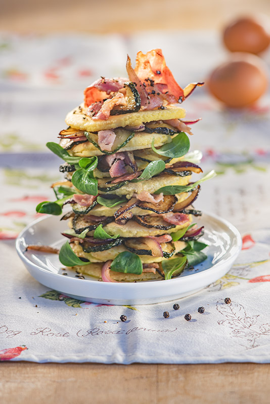 PANCAKES CON ZUCCHINE FRITTE E BACON - 9221
