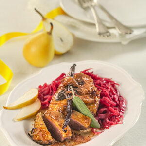 PETTO D'OCA CON SALSA DI PERA ALLA VANIGLIA E CAVOLI ROSSI AL PROSECCO - 3931