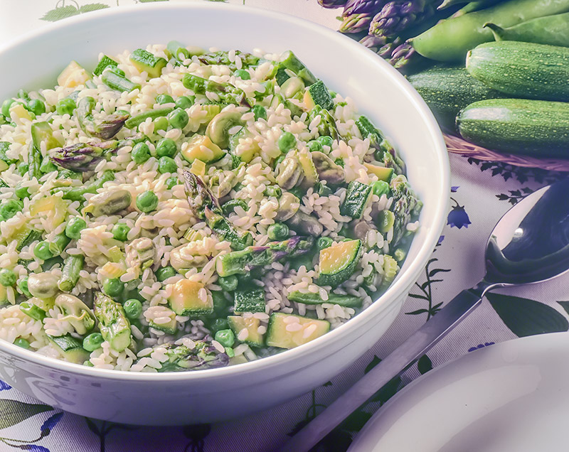 RISOTTO CON ZUCCHINE PISELLI E ASPARAGI - S115890 - immagine 1