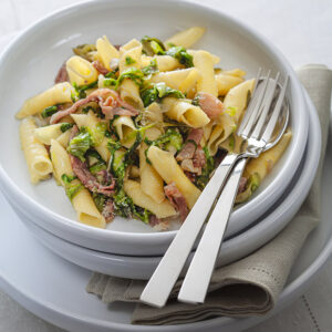 GARGANELLI IN SALSA DI SCALOGNO LATTUGA E PROSCIUTTO - 0713