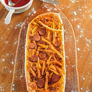 PIZZA CON POMODORO FORMAGGIO PATATINE FRITTE WURSTEL PAPRICA - 3612