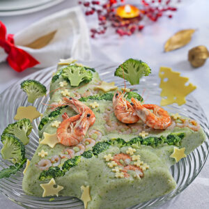 ALBERO DI NATALE DI POLENTA BIANCA AI BROCCOLI CON GAMBERETTI E GAMBERONI - 9899