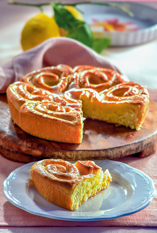 TORTA DELLE ROSE CON CREMA PASTICCIERA - 4475