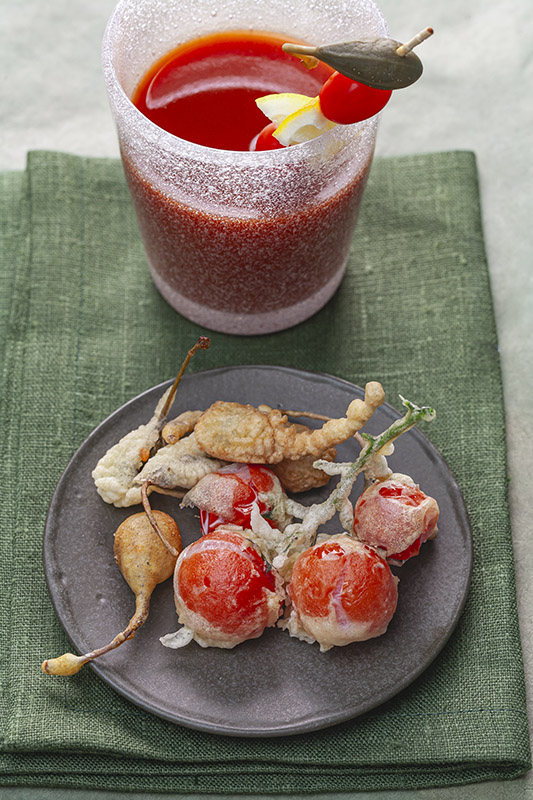 CUCINA CON I CAPPERI - GRAPPOLINI IN PASTELLA E BLOODY MARY - 1270